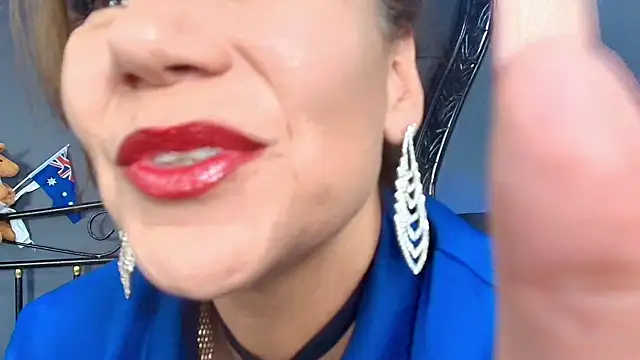 MelaniaKnauss online show from 01-23-25, 08:02