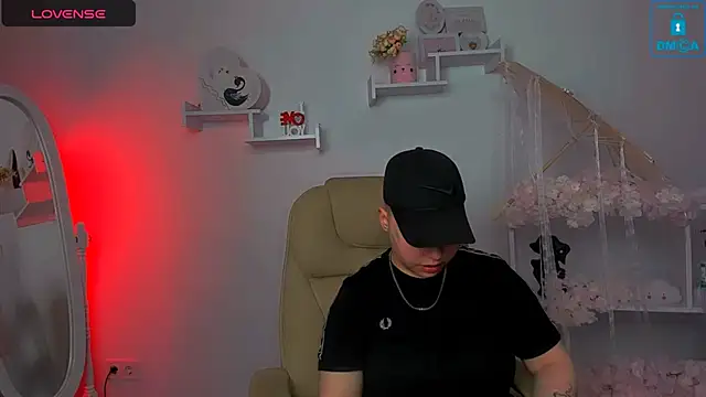 Dolly  Queen  online show from 03-21-25, 09:56