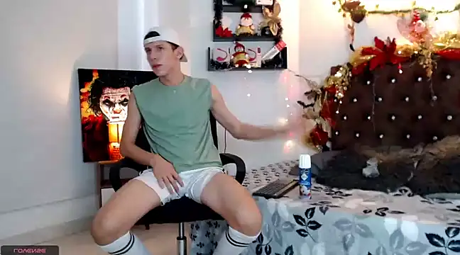 flowers18 online show from 12-22-24, 08:36