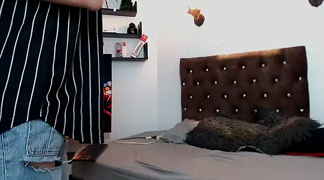 flowers18 online show from 01-10-25, 10:46