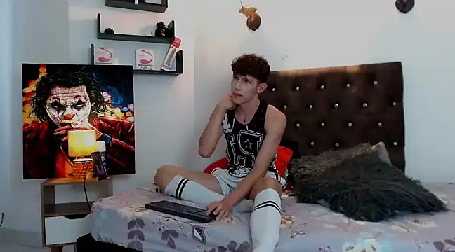 flowers18 online show from 01-20-25, 09:32