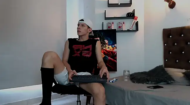 flowers18 online show from 01-24-25, 09:26