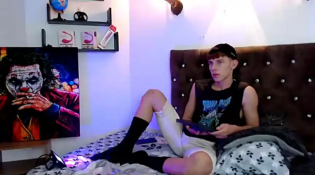 flowers18 online show from 02-12-25, 09:01