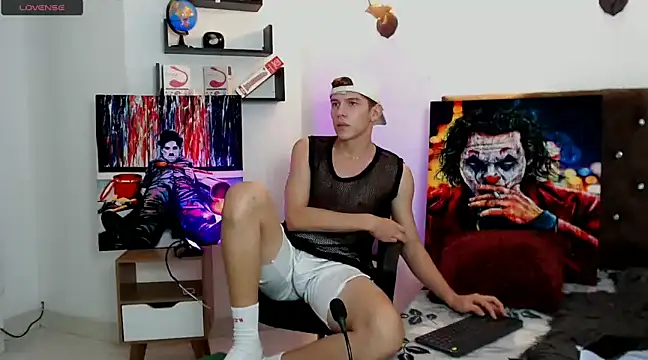 flowers18 online show from 03-16-25, 12:34