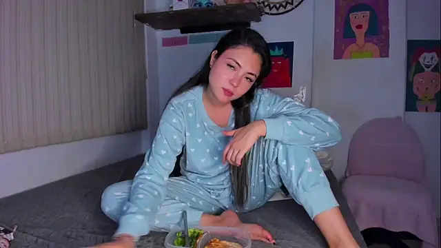 azumi cutiepie  online show from 02-18-25, 10:36