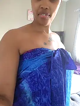 Snapshot of Drippincaty chatting on 12-24-24, 11:49 Drippincaty online show from 12-24-24, 11:49