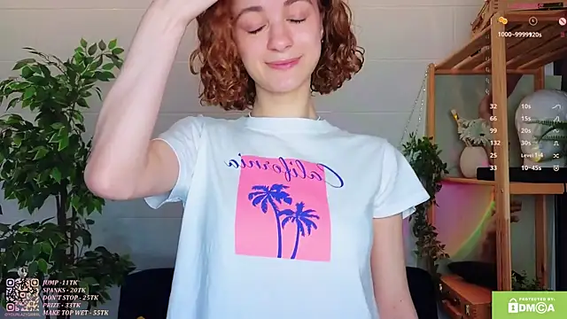 Snapshot of Curly_Moon chatting on 03-01-25, 02:13 Curly Moon online show from 03-01-25, 02:13