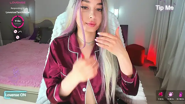 Miss Elia online show from 01-29-25, 04:19