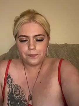 Blondiee3088 online show from 02-02-25, 03:32