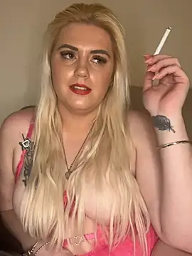 Blondiee3088 online show from 02-09-25, 07:19