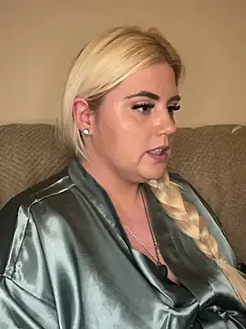 Blondiee3088 online show from 02-27-25, 08:31