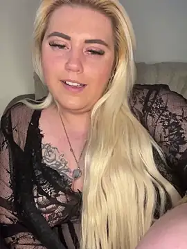 Blondiee3088 online show from 03-07-25, 04:00