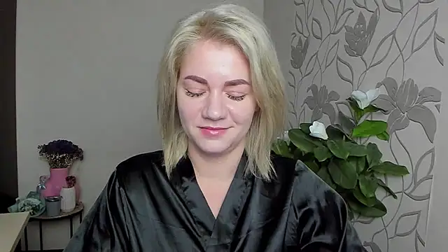 MariaSttone online show from 11-14-25, 09:08