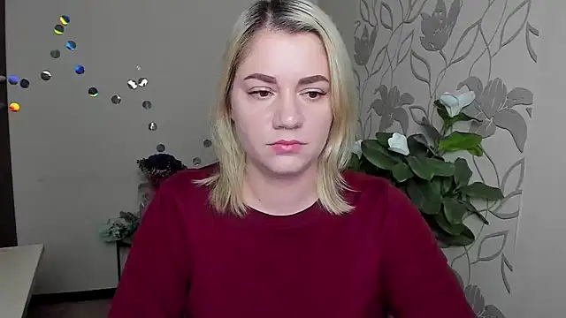 Snapshot of MariaSttone chatting on 02-11-26, 06:24 MariaSttone online show from 02-11-26, 06:24