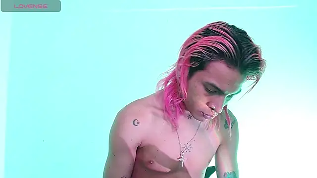 Snapshot of Jace_Quinn chatting on 12-05-24, 01:25 Jace Quinn online show from 12-05-24, 01:25