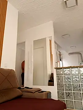 Guihenrick online show from 03-04-26, 07:42