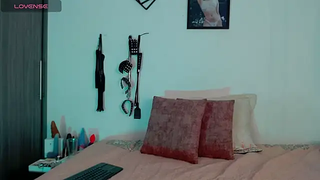 Alisson Beckett online show from 02-21-25, 06:37