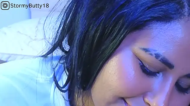 Snapshot of StormyButty18 chatting on 02-26-25, 10:04 StormyButty18 online show from 02-26-25, 10:04