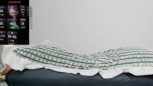 Snapshot of baoer-558 chatting on 03-22-25, 06:33 baoer-558 online show from 03-22-25, 06:33