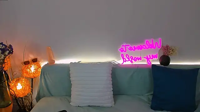 sindy chiks1 online show from 12-19-25, 07:37