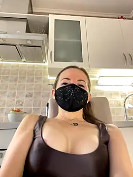 MilfeaN online show from 11-05-25, 08:14