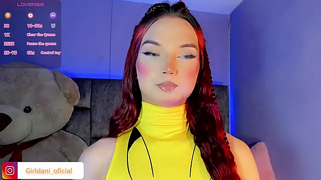 Snapshot of Liittle_foxxxy chatting on 12-13-24, 03:49 Liittle foxxxy online show from 12-13-24, 03:49