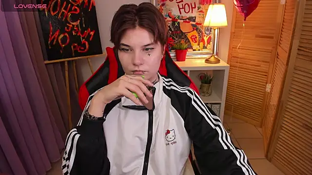 mekurisu online show from 02-24-25, 11:54