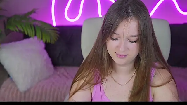 DonnaLustt online show from 09-18-25, 05:09