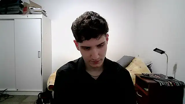 Snapshot of Spicylemon01 chatting on 06-01-26, 02:35 Spicylemon01 online show from 06-01-26, 02:35