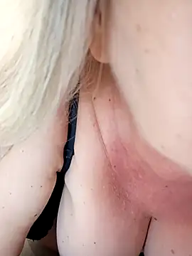 Lana Luna1 online show from 12-03-25, 09:46