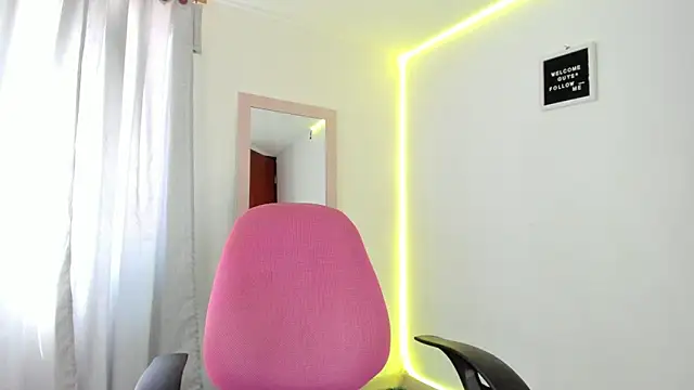 Anniie grey online show from 12-05-24, 04:12