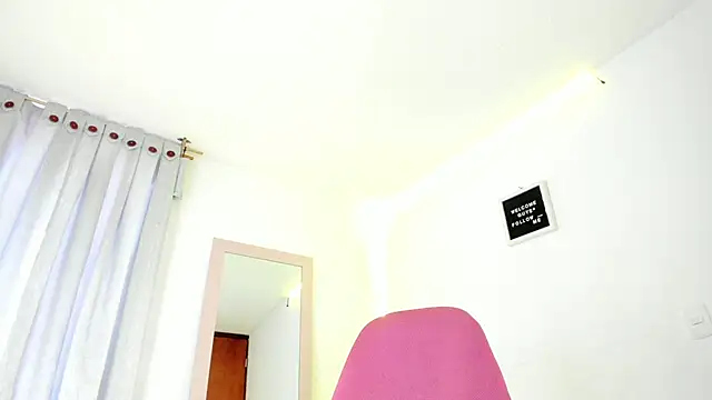 Anniie grey online show from 12-19-24, 10:21