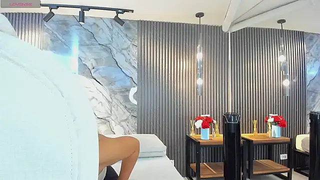 julietha taylor online show from 11-25-25, 02:33