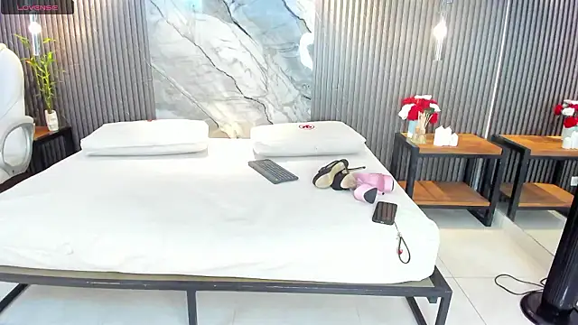 julietha taylor online show from 02-02-26, 03:05