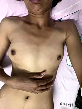 Snapshot of HotRiyacpl chatting on 10-17-25, 06:21 HotRiyacpl online show from 10-17-25, 06:21