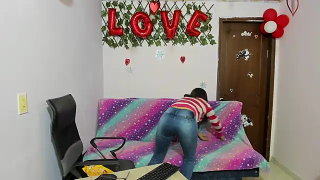 Luna Star Sl online show from 03-05-25, 12:33