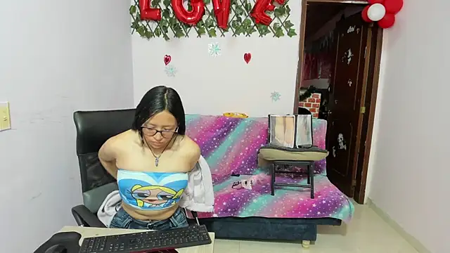Luna Star Sl online show from 03-12-25, 12:36