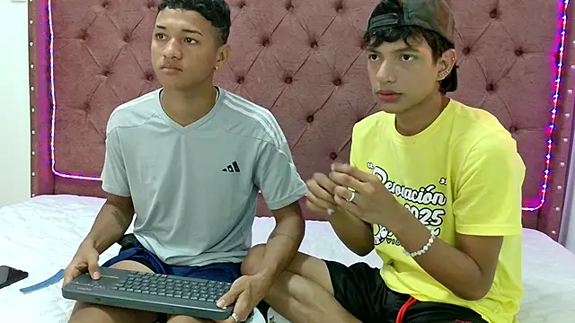 boys yourparty online show from 02-05-25, 01:33