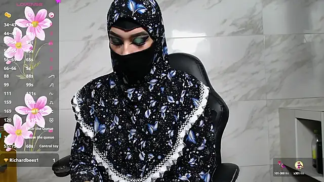 Snapshot of shaila_anali chatting on 12-12-24, 10:45 shaila anali online show from 12-12-24, 10:45