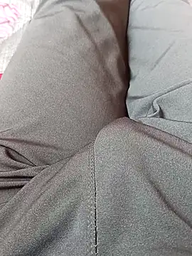 Snapshot of Fanindear chatting on 03-20-25, 06:08 Fanindear online show from 03-20-25, 06:08