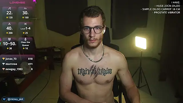 mickeypict online show from 12-10-24, 12:27