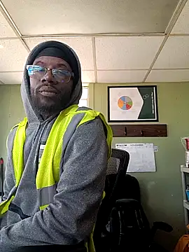 Snapshot of Txdarkmeat74 chatting on 11-28-25, 06:10 Txdarkmeat74 online show from 11-28-25, 06:10