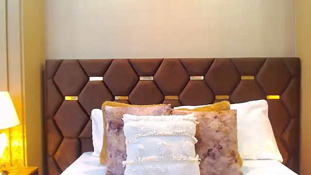 DevonPiers online show from 12-13-24, 04:05