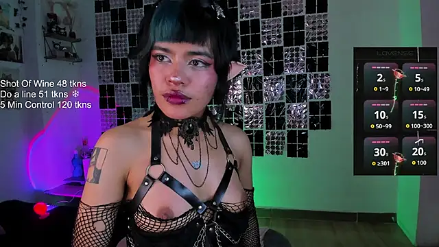 Snapshot of sweet_Samx chatting on 10-05-25, 05:50 sweet Samx online show from 10-05-25, 05:50