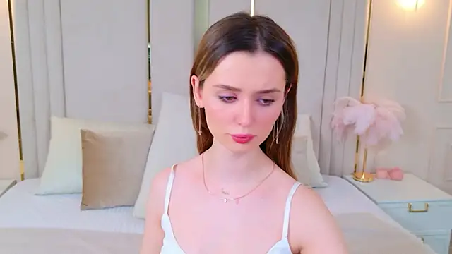 Snapshot of MarybethSnow chatting on 02-03-26, 05:07 MarybethSnow online show from 02-03-26, 05:07