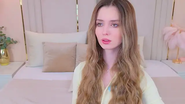 Snapshot of MarybethSnow chatting on 02-08-26, 05:05 MarybethSnow online show from 02-08-26, 05:05