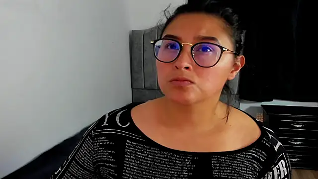 Snapshot of lorymoon chatting on 01-07-25, 07:28 lorymoon online show from 01-07-25, 07:28