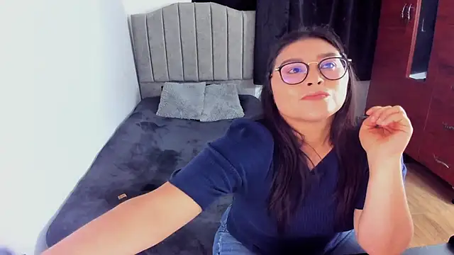 Snapshot of lorymoon chatting on 02-03-25, 08:03 lorymoon online show from 02-03-25, 08:03