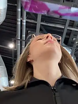 CaseyStar online show from 02-16-25, 09:37