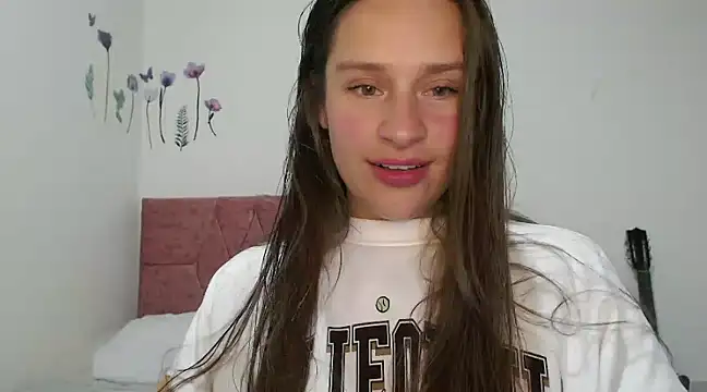 Snapshot of Serenity chatting on 02-18-25, 09:20 Serenity online show from 02-18-25, 09:20